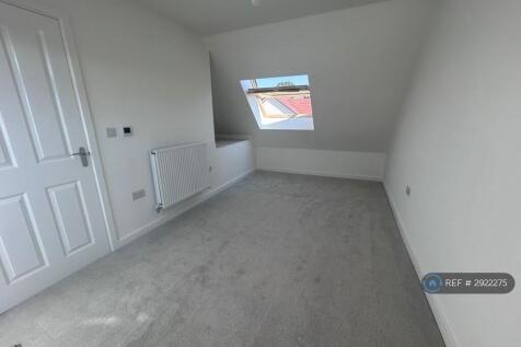 Mallard Way, Gloucestershire, GL15 photo 3
