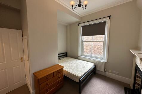 1 Bedroom Flat – The Salisbury Hotel, Grand Parade, London N4 photo 4