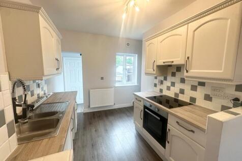 Nailsmiths Court, Littledean, Cinderford photo 3