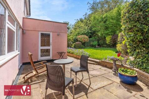 The Chimneys Middle Street Nazeing Waltham Abbey EN9 2LG via pro