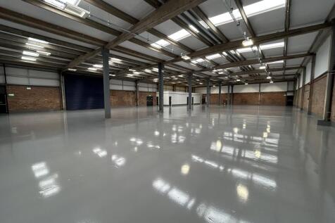 Light Industrial to rent Image 3