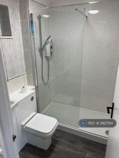 Medway Road, Dorset, BH22 photo 4
