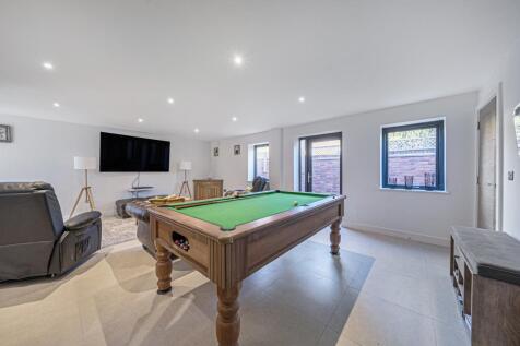 Games room/ reception room