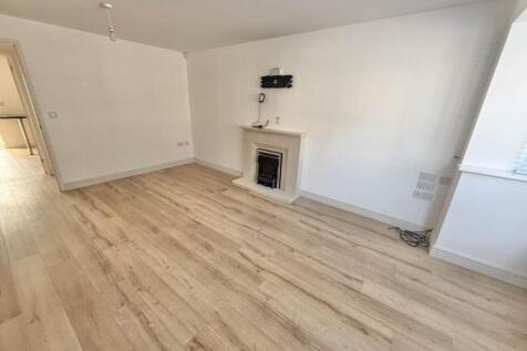 Priory Grove, Langstone, Newport photo 3