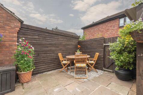 26 - 23 Barugh Lane S75 1LH.jpg