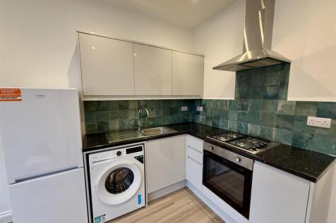Colum Road, Cathays photo 4