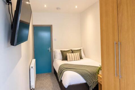 ELM PLACE, ORMSKIRK, LANCASHIRE photo 3