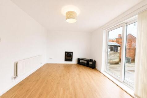 Woodhouse Sheffield Road, Sheffield, S13 photo 4
