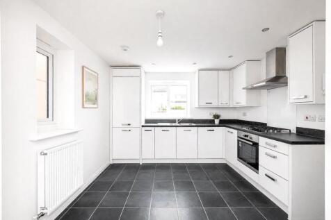 Wood Mead, Cheswick Village, Bristol, BS16 photo 3