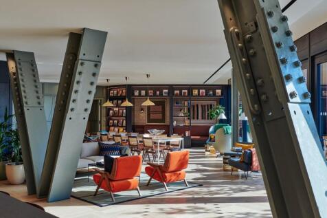7th Floor Lounge
