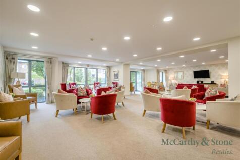 8704157-interior17.jpg