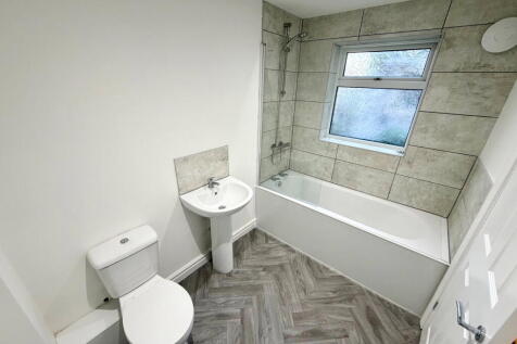 Railway Cottages, Dubmire, Houghton Le Spring, DH4 6LE photo 3