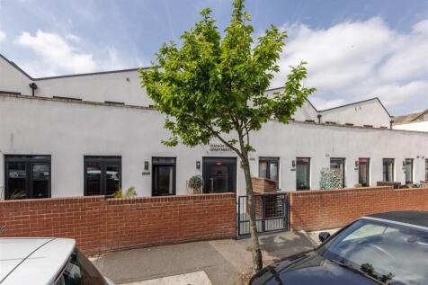 Clifford Road, E17