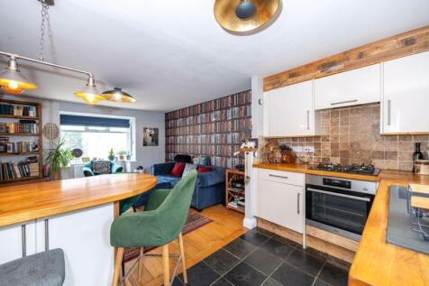 Open plan living, dining, kitchen