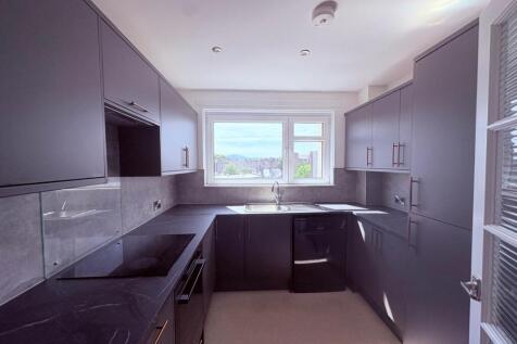 Falcon Court, Edinburgh, EH10 photo 3