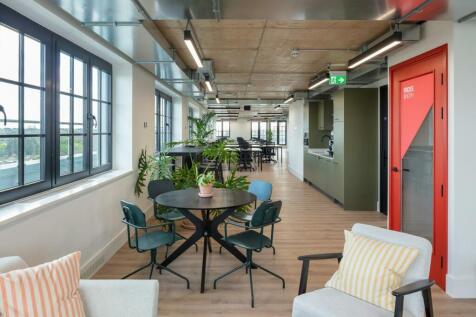 9 Riley 3Z7A1100Pano.jpg