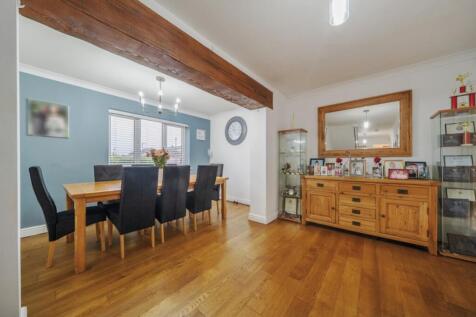 1385806-17-692dbe358a33e-1