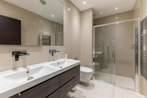 101908_12 Walled ...