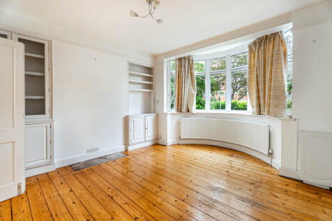 Flora Grove, St Albans, Herts, AL1 photo 3