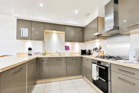 Westwood Drive, Canterbury, Kent, CT2 photo 3