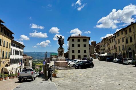 The main piazza