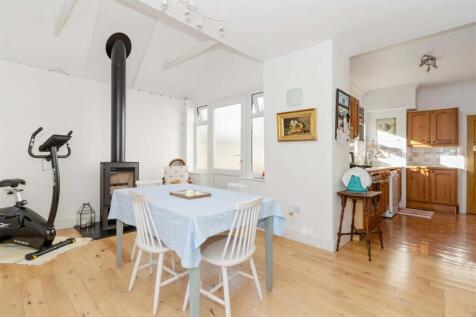 For Sale by Aspire Residential, on Rugby Road