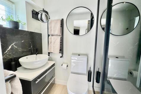 PHOTO-2025-04-07-20-10-49 (8).jpg