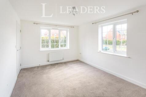 Bobbins Way, MK18 photo 3