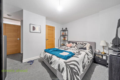 bf1e5e63-326c-486...