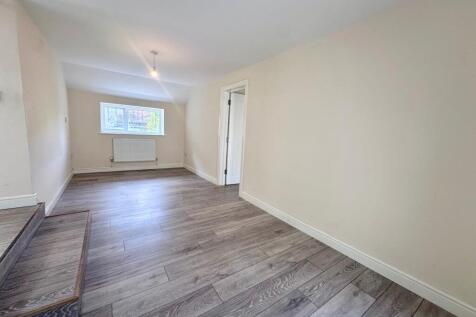 Flat 3,  Blue Pearl, Talbot Street, Maesteg photo 4