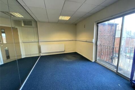 Office to rent Image 7