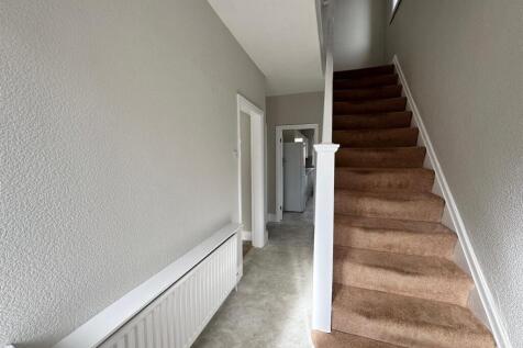 Gladstone Road, Altrincham photo 5