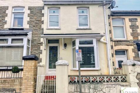 Abertillery, NP13 - property photo
