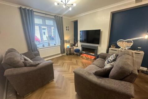 Lounge 1