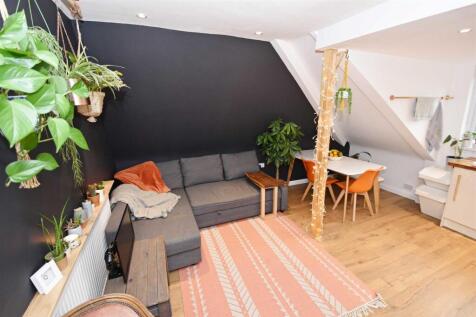 Second Floor Flat, Bath Road, Brislington, Bristol, Bristol City photo 4