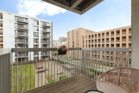 Heron Place, 4 Bramwell Way, 4 Bramwell Way, E16 photo 4