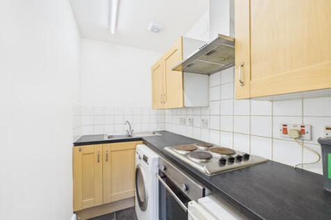 Carlton Court, South Parade photo 4