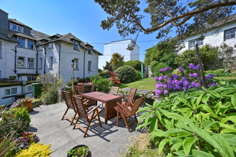 Penthouse Nailsee-34 (1)