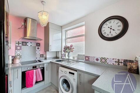 Shaftesbury Avenue, Southport photo 5