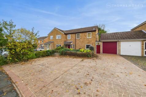 St Neots, PE19 - property photo