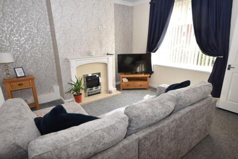 Martin Lane, Cutgate, Rochdale photo 3