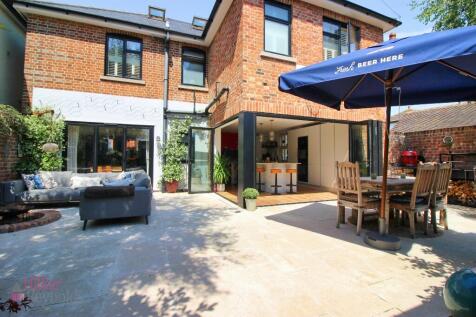 Courtyard Garden