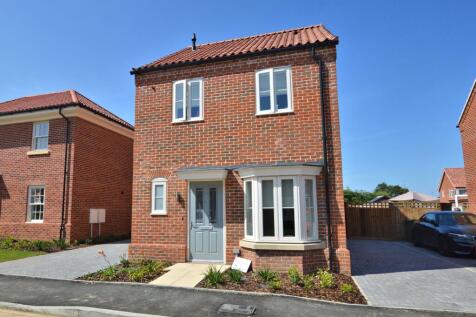 2-bed detached on Holt, £1,150/mo
