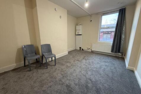 Flat 2, 173-175 London Road, Sheffield photo 5