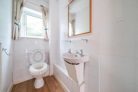 1328803-17-688897...