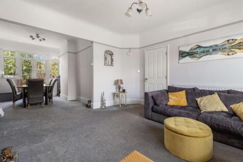 Brook Barn Way 20_007.jpg