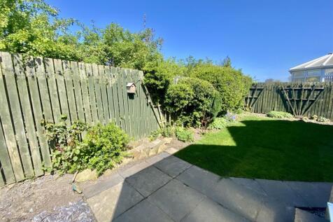 Bramleys Estate Agents - Dunbottle Way - Mirfield 