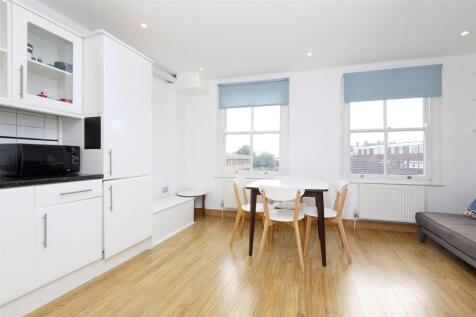 Kitchen / Reception