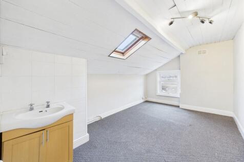 CAM02854G0-PR0419...