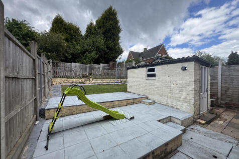 Rear garden/patio